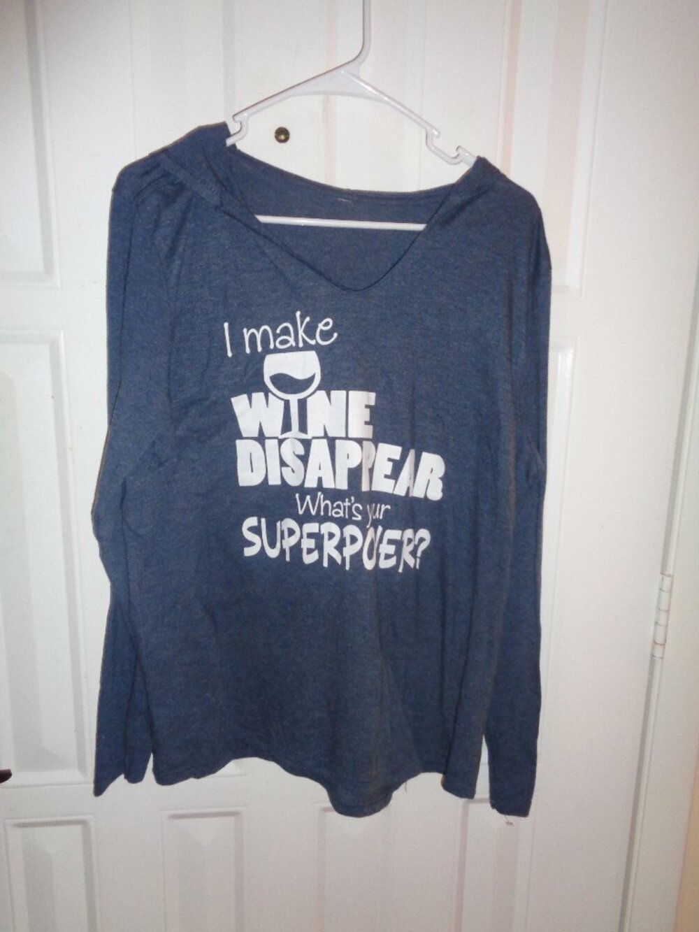 Unbranded Shirt Hoodie I Make Wine Disappear What's Your Superpower Size Large